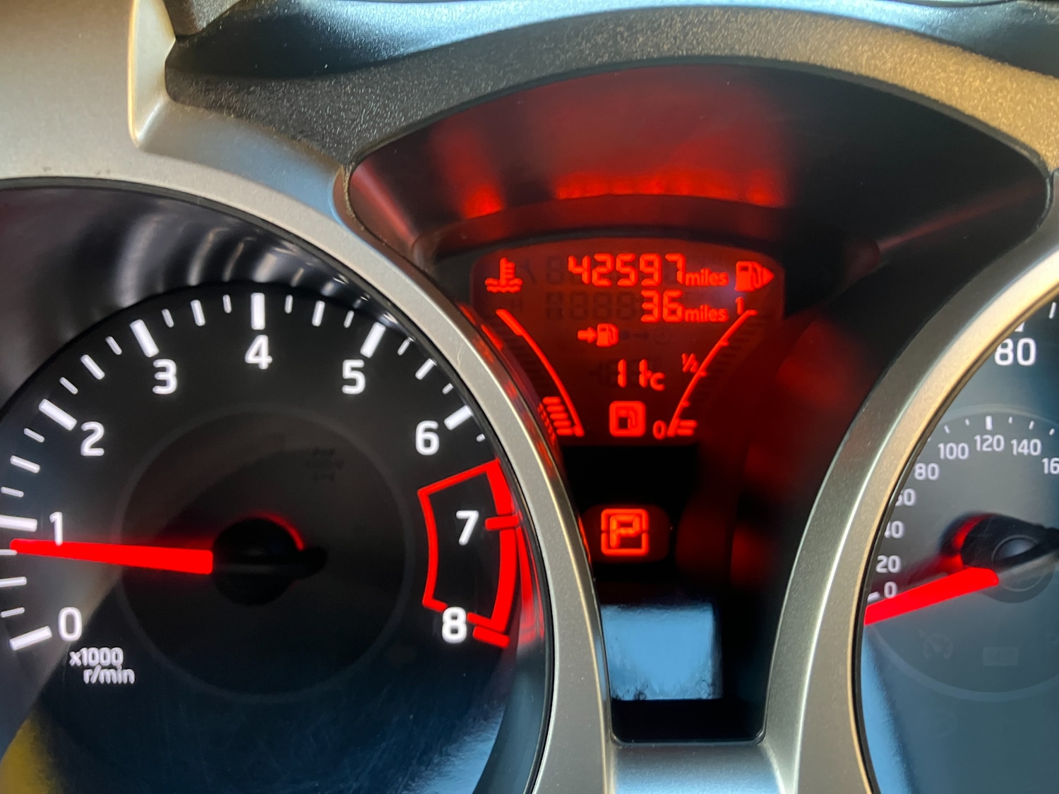 Used Nissan Juke 2015 for sale - 76863085: Photo 16