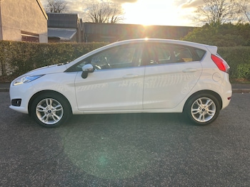 Used Ford Fiesta 2016 for sale - 77037493: Photo