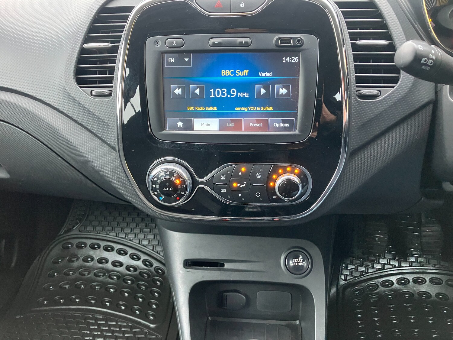 Used Renault Captur 2015 for sale - 77501928: Photo 12