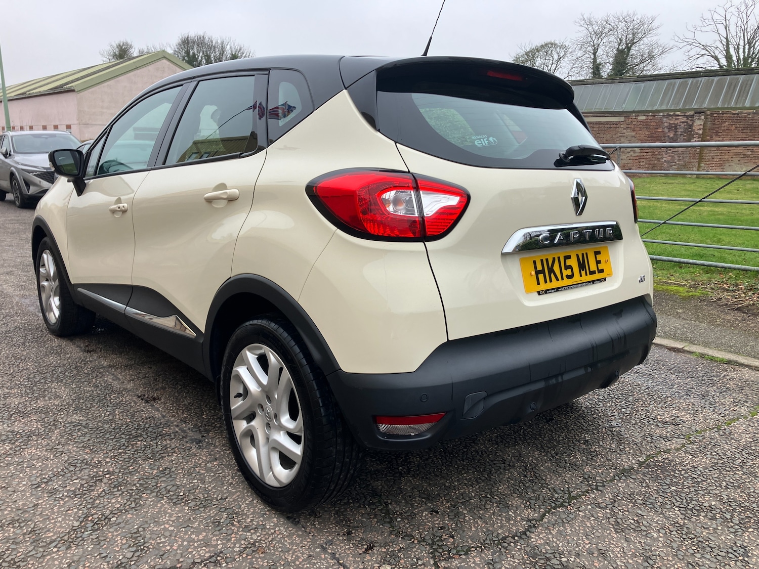 Used Renault Captur 2015 for sale - 77501928: Photo 5