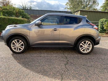 Used Nissan Juke 2016 for sale - 76026930: Photo