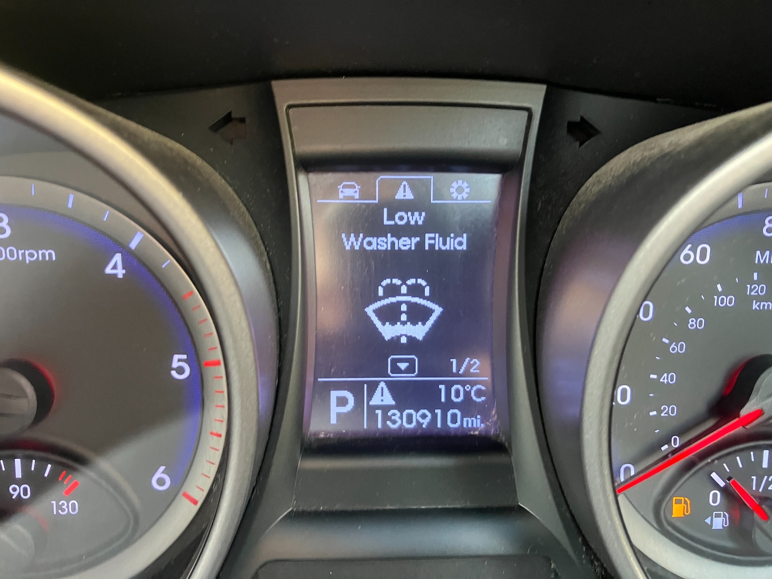 Used Hyundai Santa Fe 2014 for sale - 77849129: Photo 12