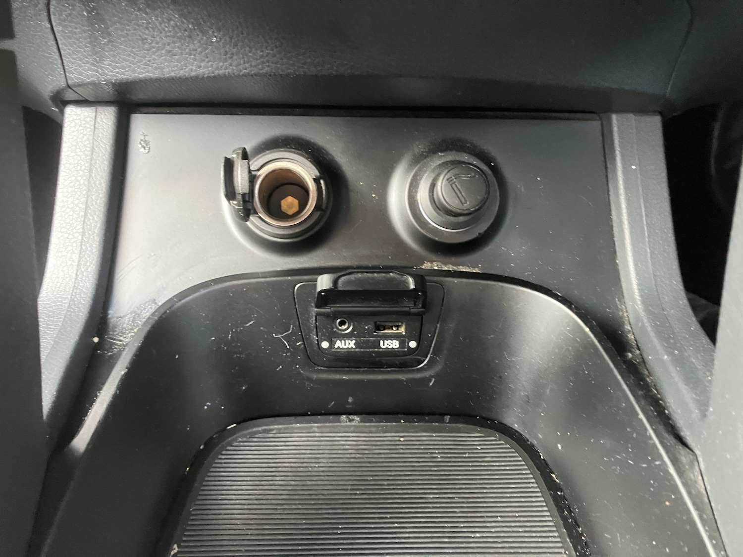 Used Hyundai Santa Fe 2014 for sale - 77849129: Photo 14