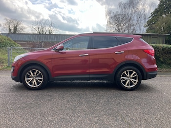 Used Hyundai Santa Fe 2014 for sale - 77849129: Photo