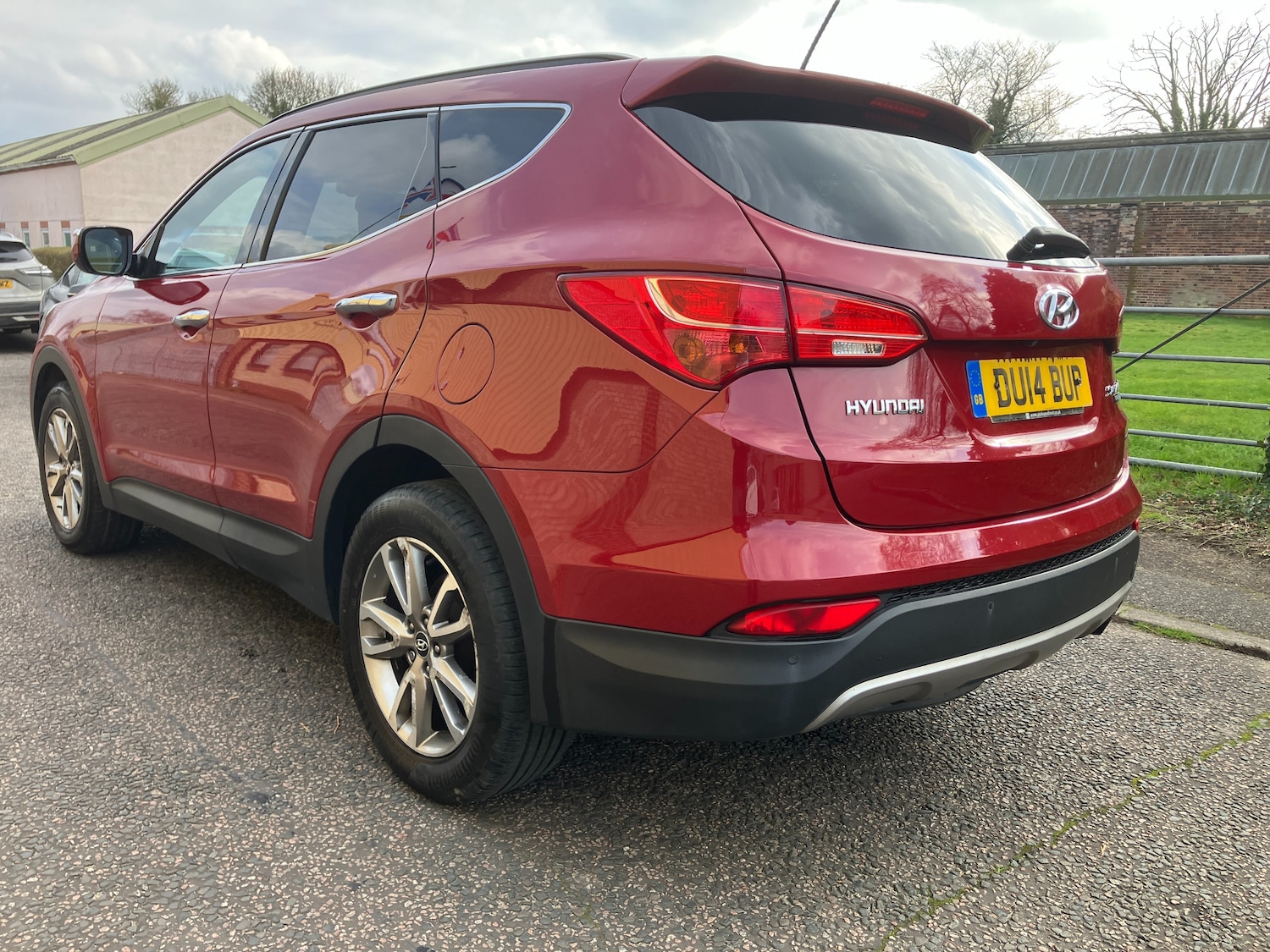 Used Hyundai Santa Fe 2014 for sale - 77849129: Photo 5