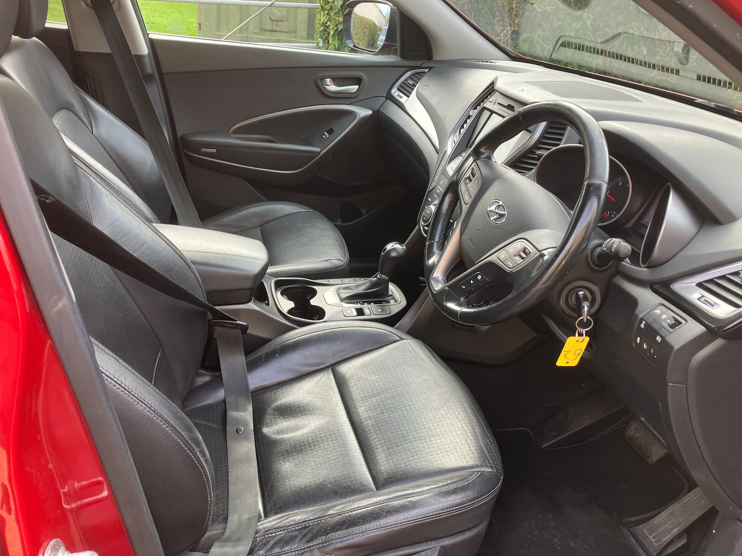 Used Hyundai Santa Fe 2014 for sale - 77849129: Photo 9