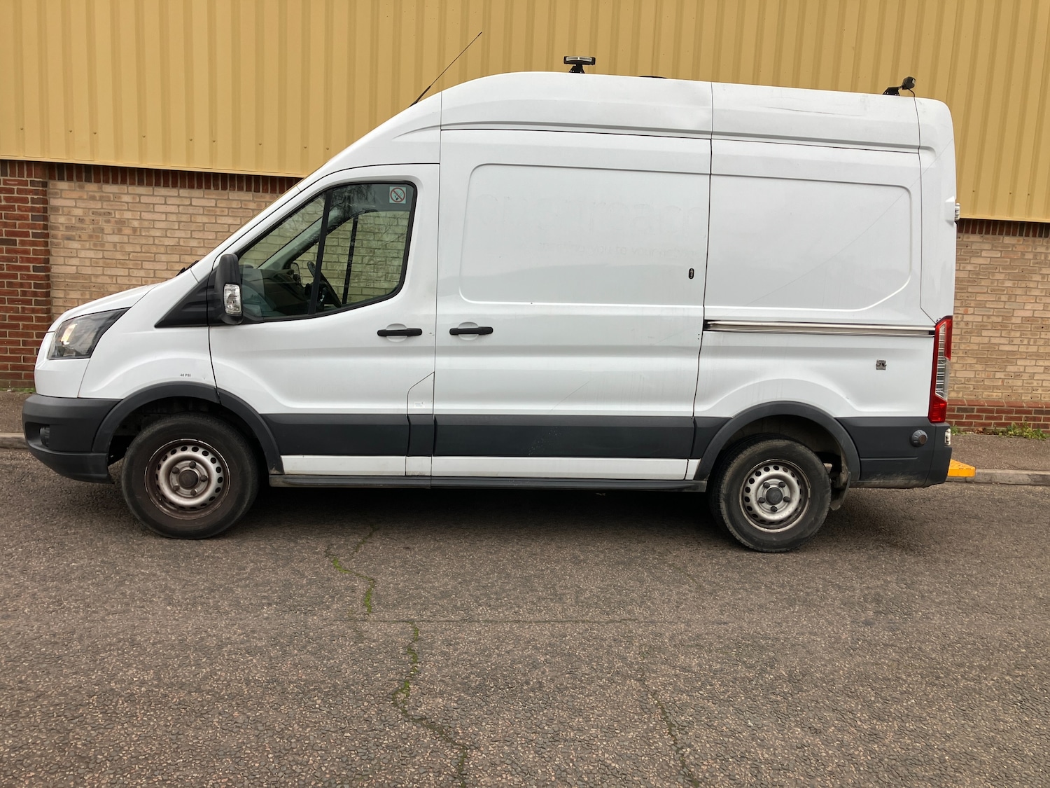 Used Ford Transit 2018 for sale - 76114893: Photo 2