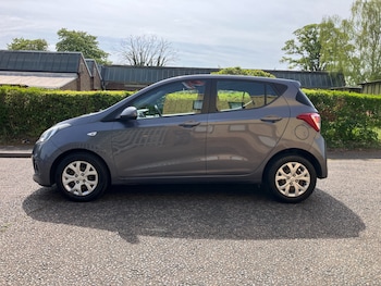 Used Hyundai i10 2014 for sale - 78359164: Photo