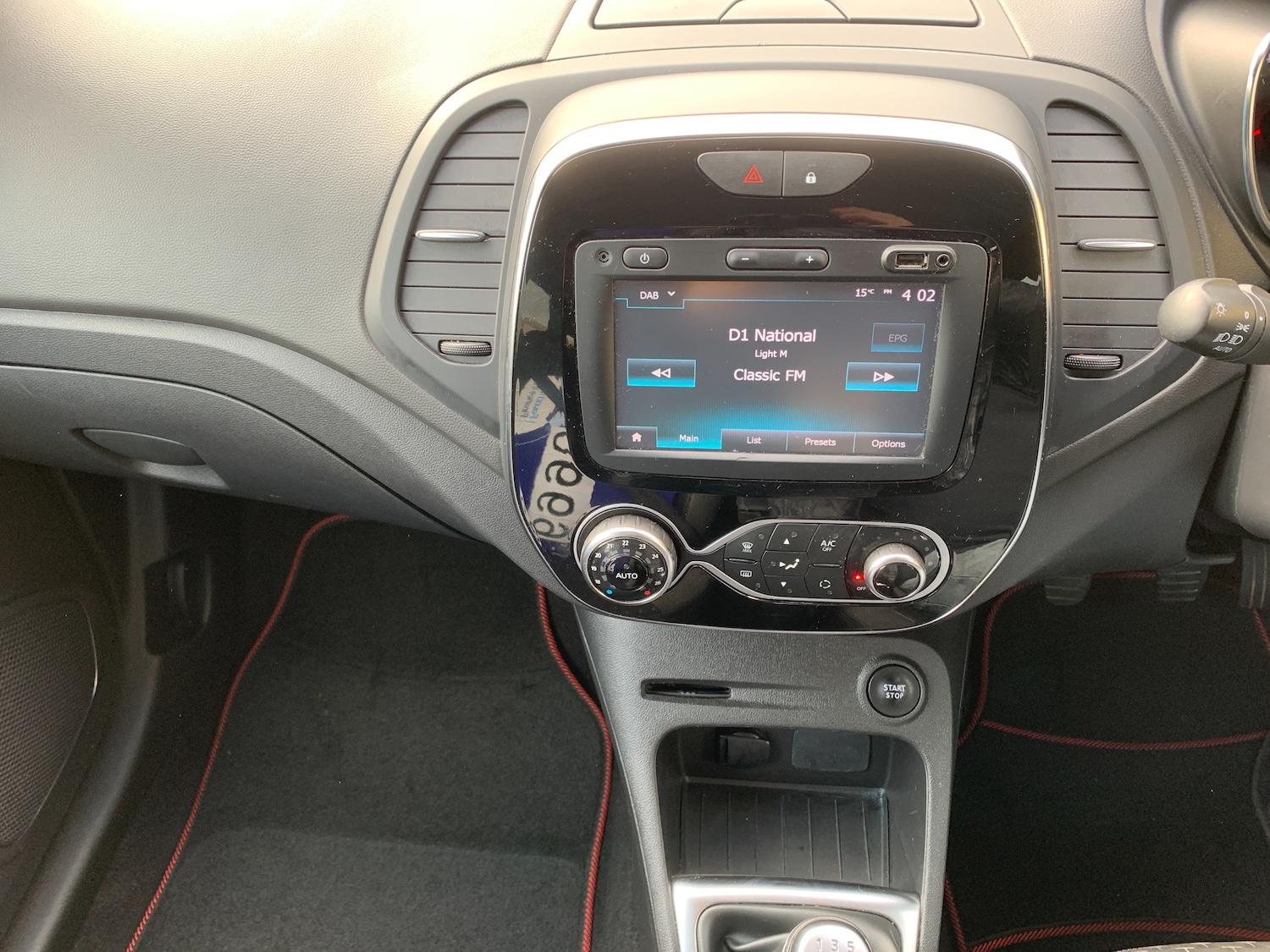 Used Renault Captur 2018 for sale - 76219702: Photo 12