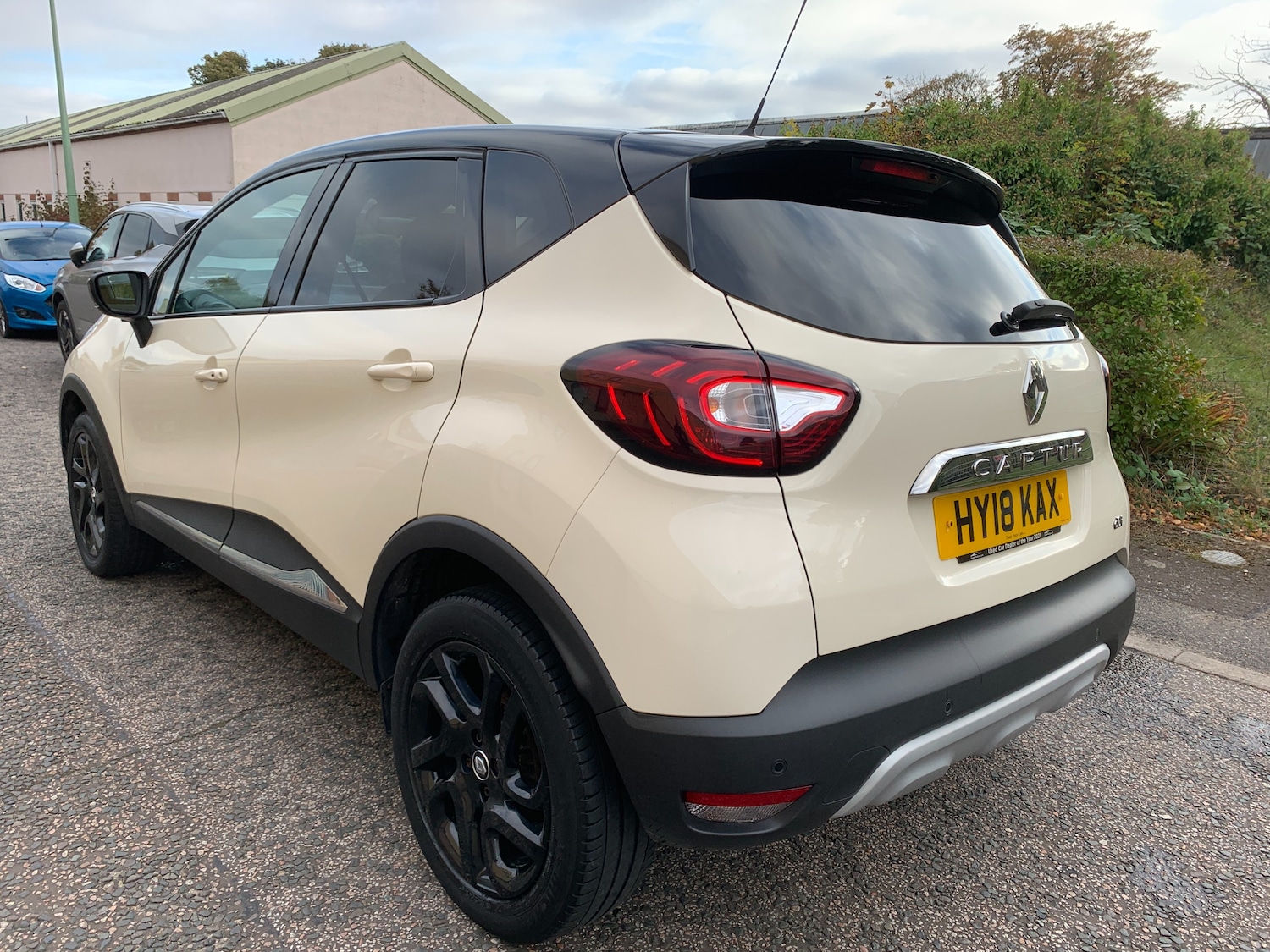 Used Renault Captur 2018 for sale - 76219702: Photo 5