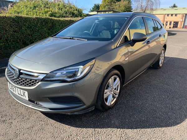 Used Vauxhall Astra 2017 for sale - 73794952: Photo 3
