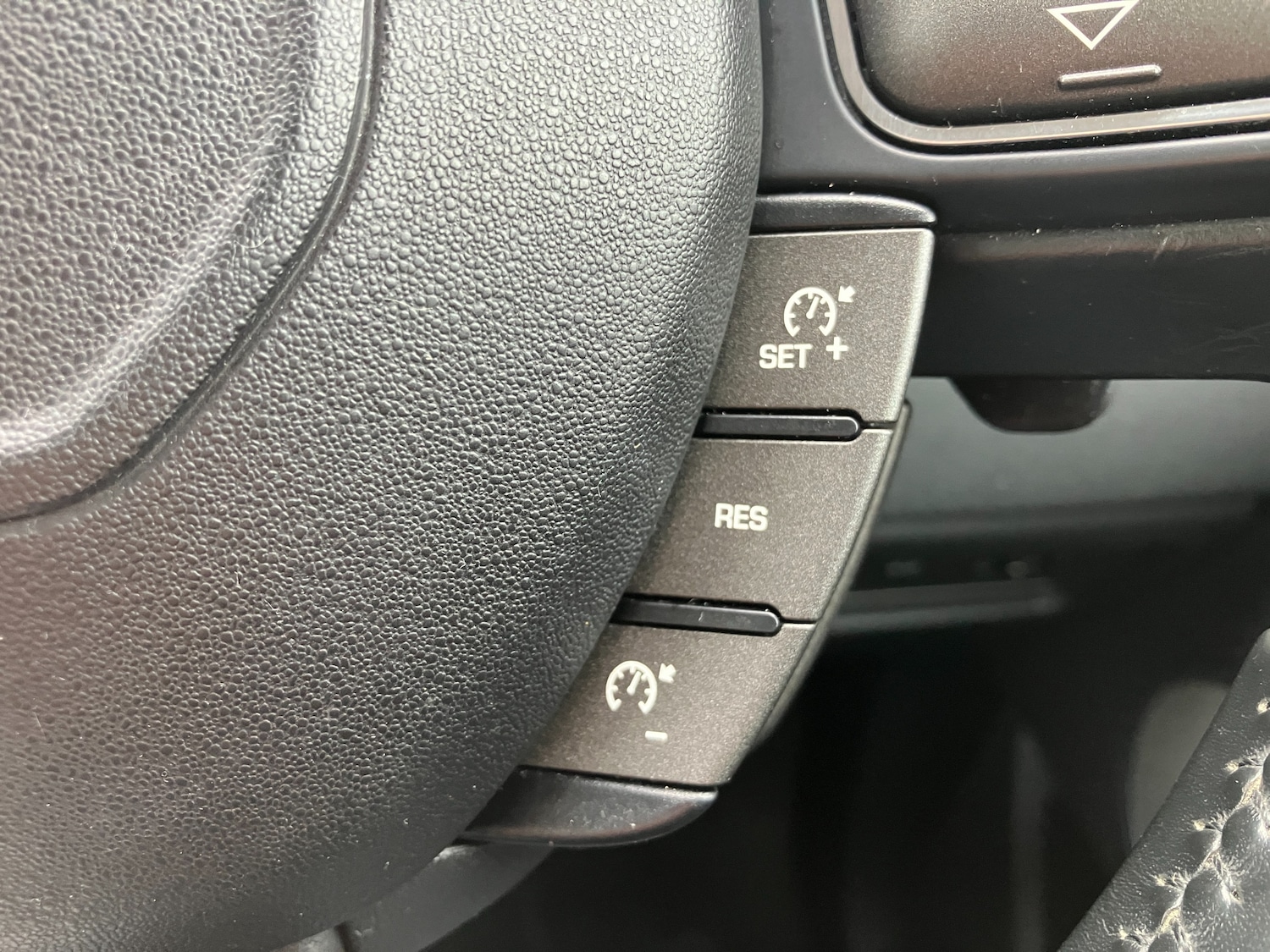 Used Land Rover Range Rover Evoque 2015 for sale - 77382093: Photo 16