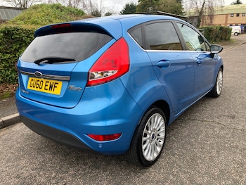 Used Ford Fiesta 2010 for sale - 77620374: Photo