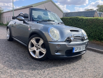 Used MINI Convertible 2006 for sale - 79611543: Photo