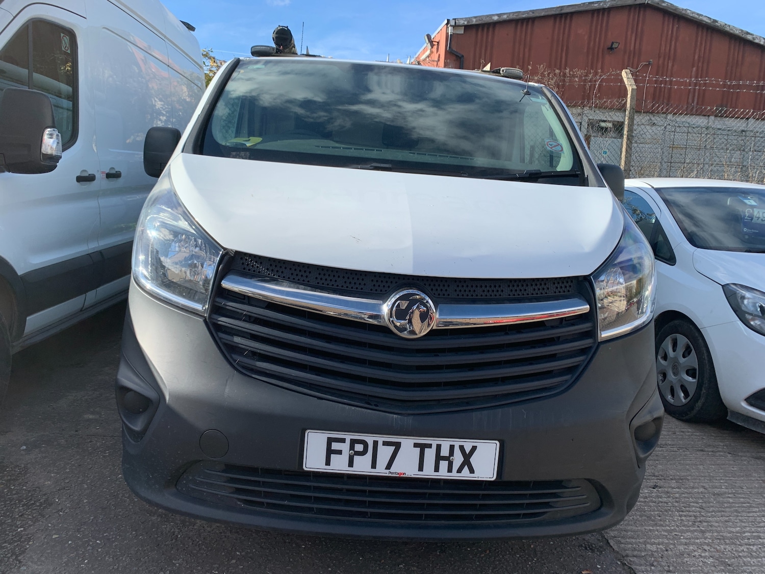 Used Vauxhall Vivaro 2017 for sale - 76292851: Photo 2