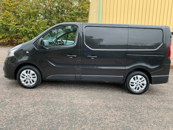 Used Renault Trafic 2016 for sale - 75995632: Photo 2