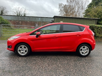 Used Ford Fiesta 2015 for sale - 76653867: Photo