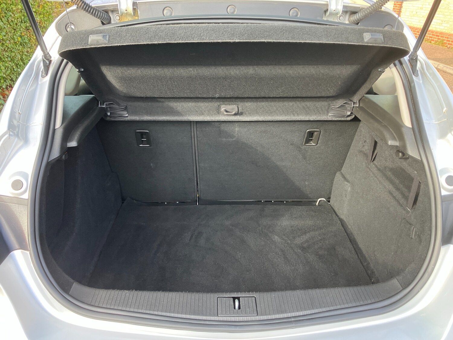 Used Vauxhall Astra 2013 for sale - 77890608: Photo 11