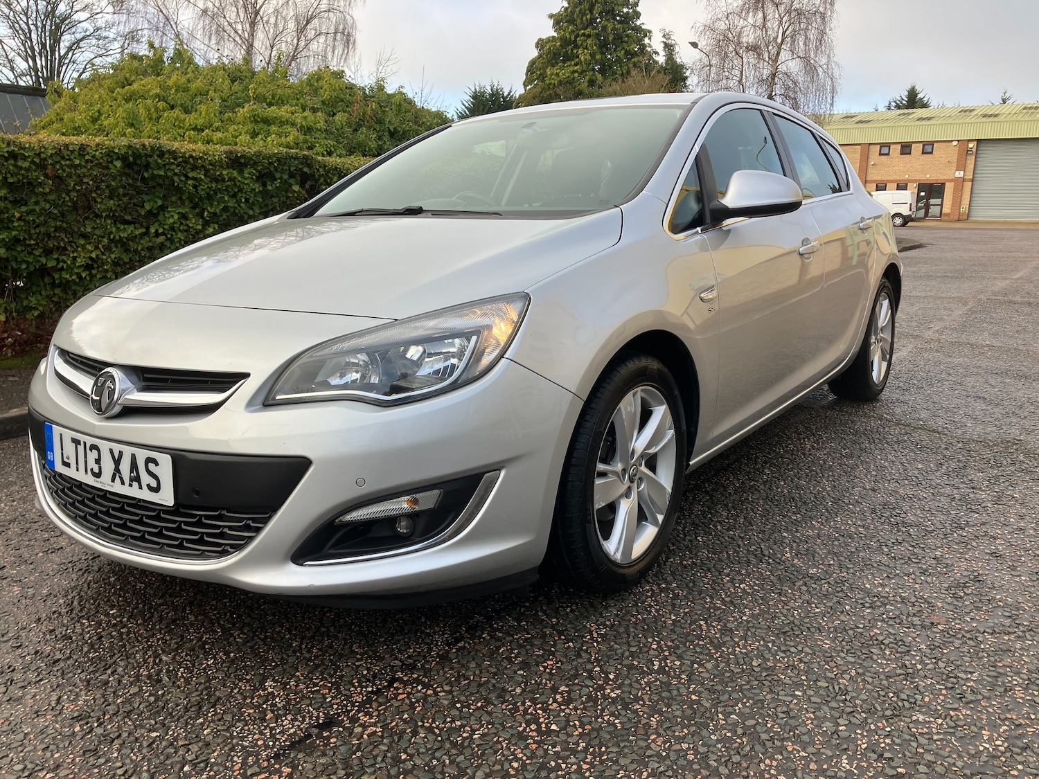 Used Vauxhall Astra 2013 for sale - 77890608: Photo 3