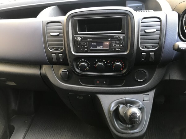 Used Vauxhall Vivaro 2016 for sale - 76134145: Photo 14