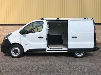 Used Vauxhall Vivaro 2018 for sale - 77620363: Photo