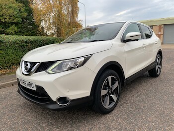 Used Nissan Qashqai 2016 for sale - 76422554: Photo