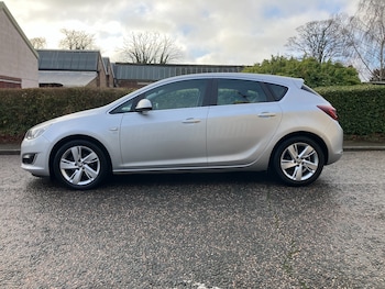 Used Vauxhall Astra 2013 for sale - 76972981: Photo