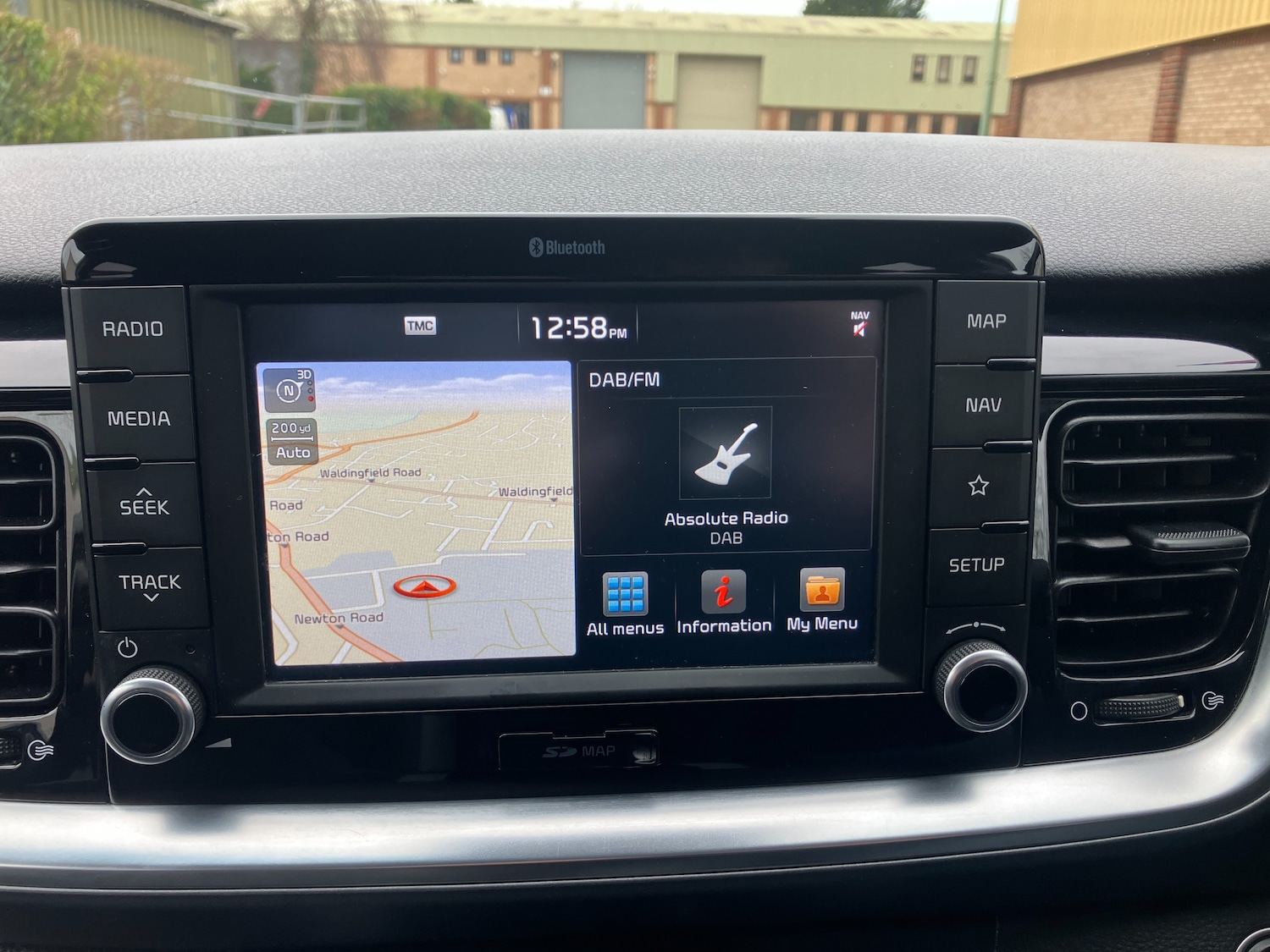 Used Kia Stonic 2017 for sale - 77620331: Photo 12