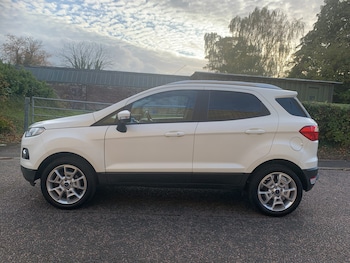 Used Ford Ecosport 2017 for sale - 76364413: Photo
