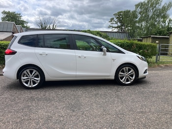 Used Vauxhall Zafira Tourer 2017 for sale - 78571261: Photo
