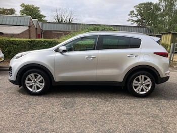 Used Kia Sportage 2017 for sale - 79254838: Photo