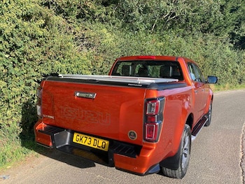 Used Isuzu D-Max 2023 for sale - 76109282: Photo