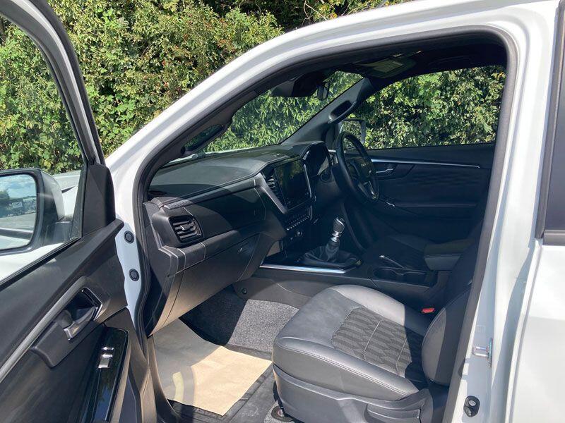 Used Isuzu D-Max 2024 for sale - 76988383: Photo 15