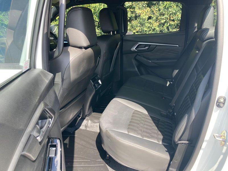 Used Isuzu D-Max 2024 for sale - 76988383: Photo 16