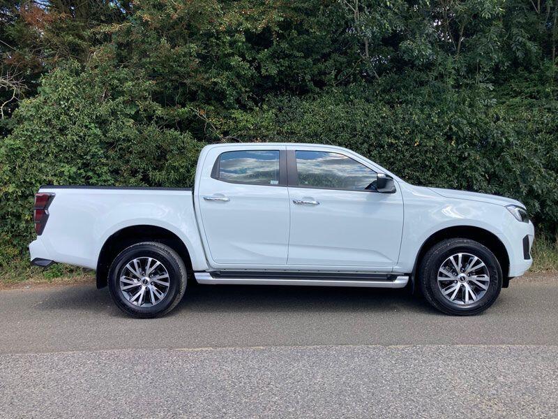 Used Isuzu D-Max 2024 for sale - 76988383: Photo 5