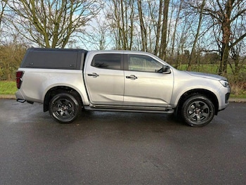 Used Isuzu D-Max 2025 for sale - 77191645: Photo