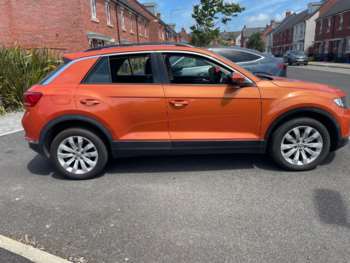 Used Volkswagen T-Roc 2019 for sale - 75213894: Photo