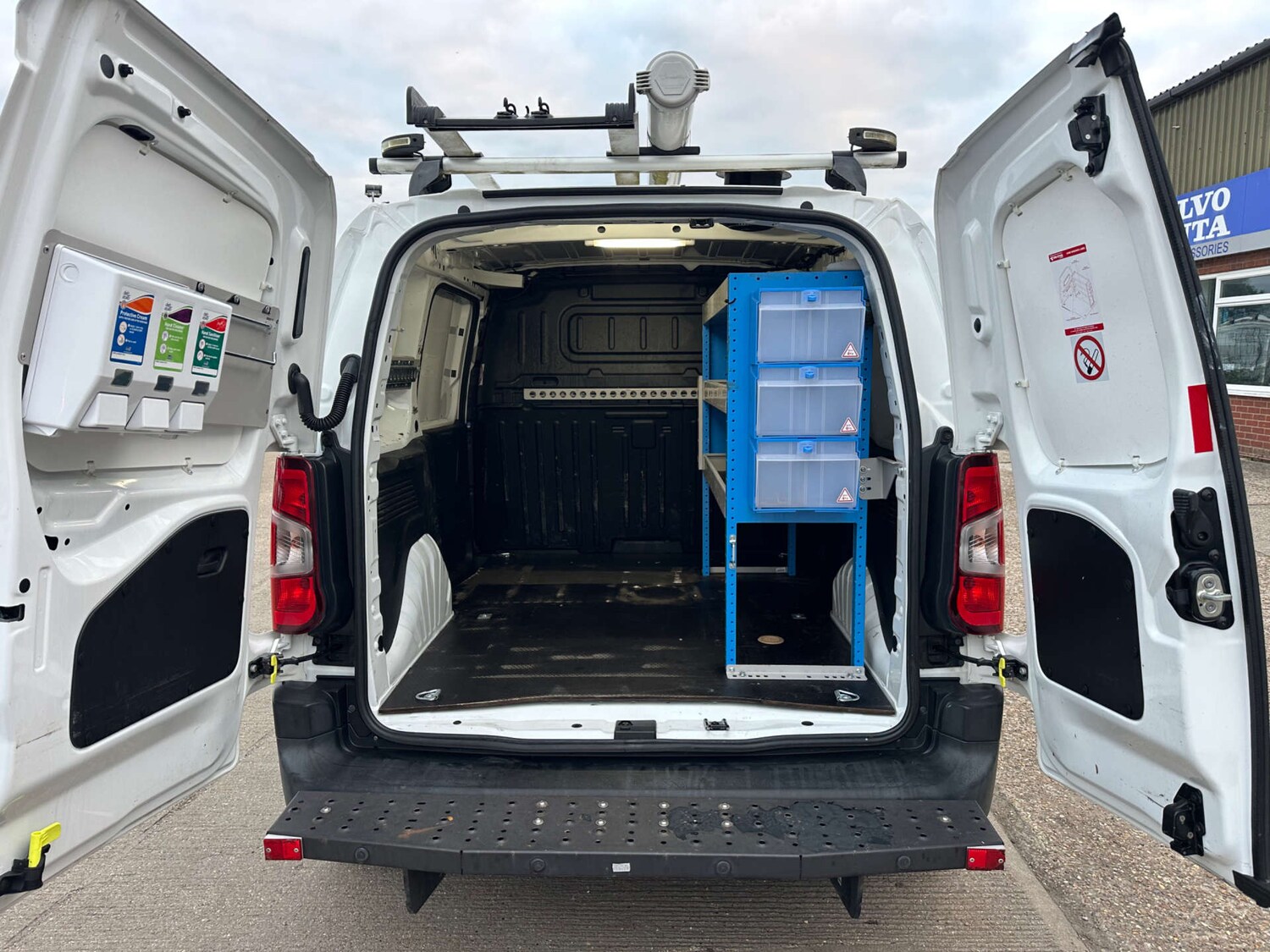 Used Vauxhall Combo 2019 for sale - 76285567: Photo 9