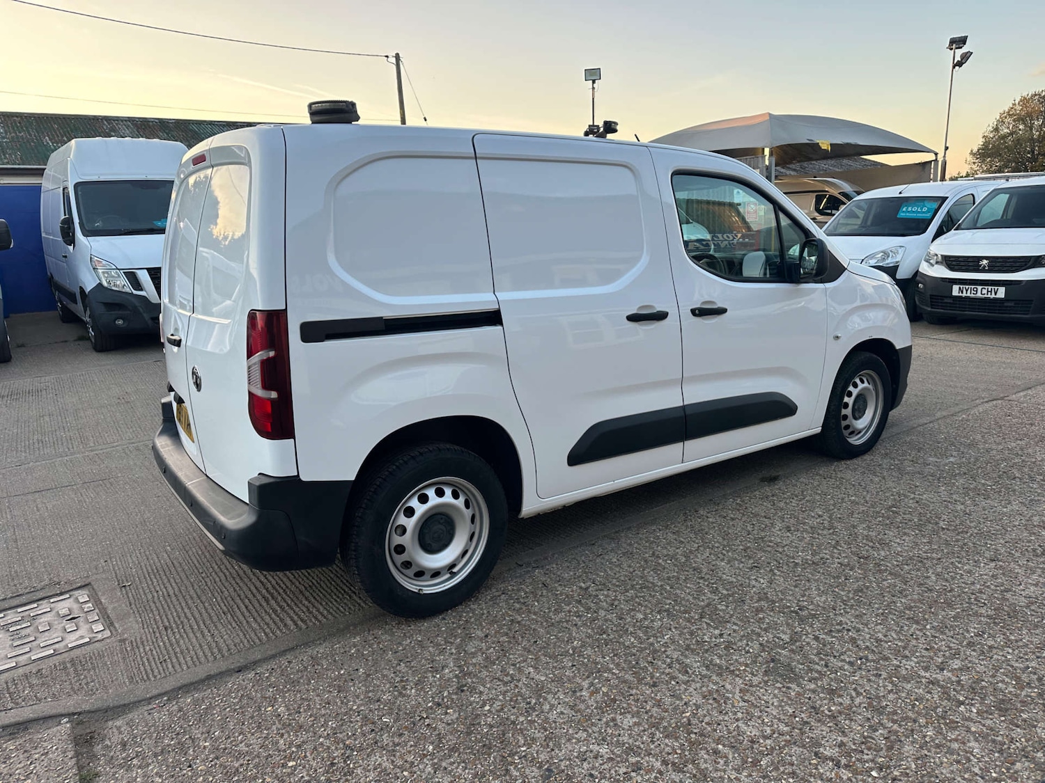 Used Vauxhall Combo 2019 for sale - 76600846: Photo 11