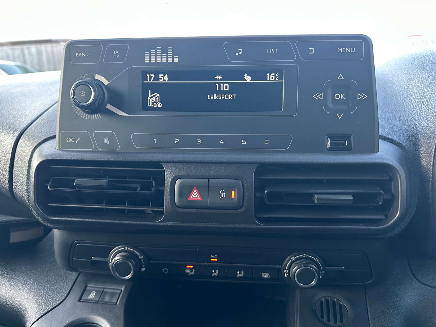 Used Vauxhall Combo 2019 for sale - 76600846: Photo 19