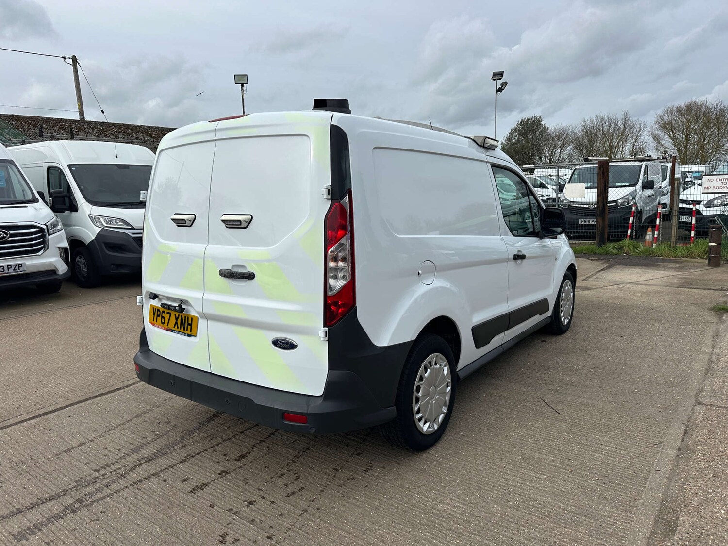 Used Ford Transit Connect 2017 for sale - 77877330: Photo 11