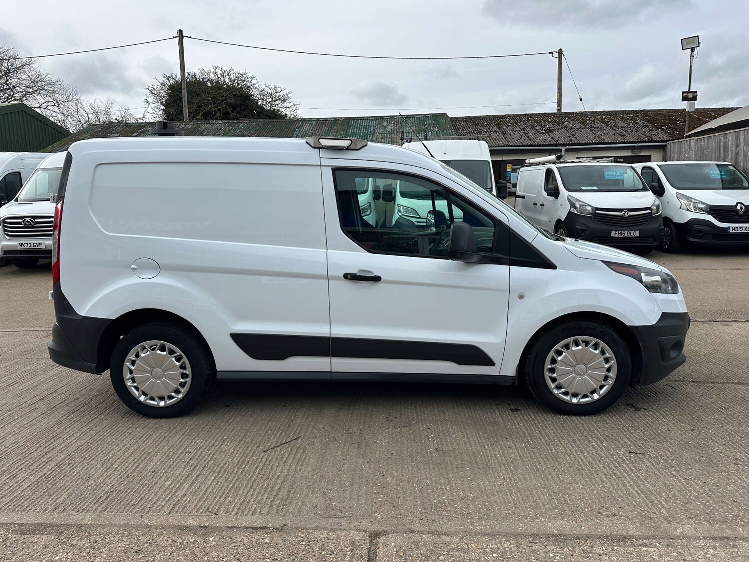 Used Ford Transit Connect 2017 for sale - 77877330: Photo 13