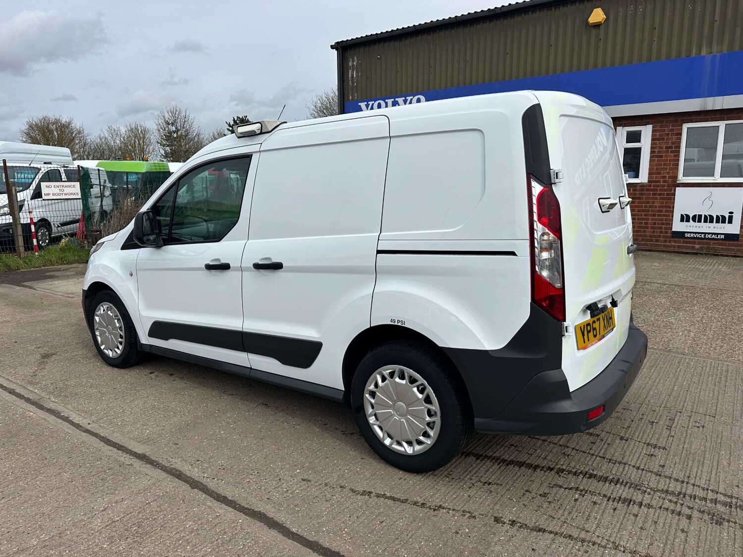 Used Ford Transit Connect 2017 for sale - 77877330: Photo 7