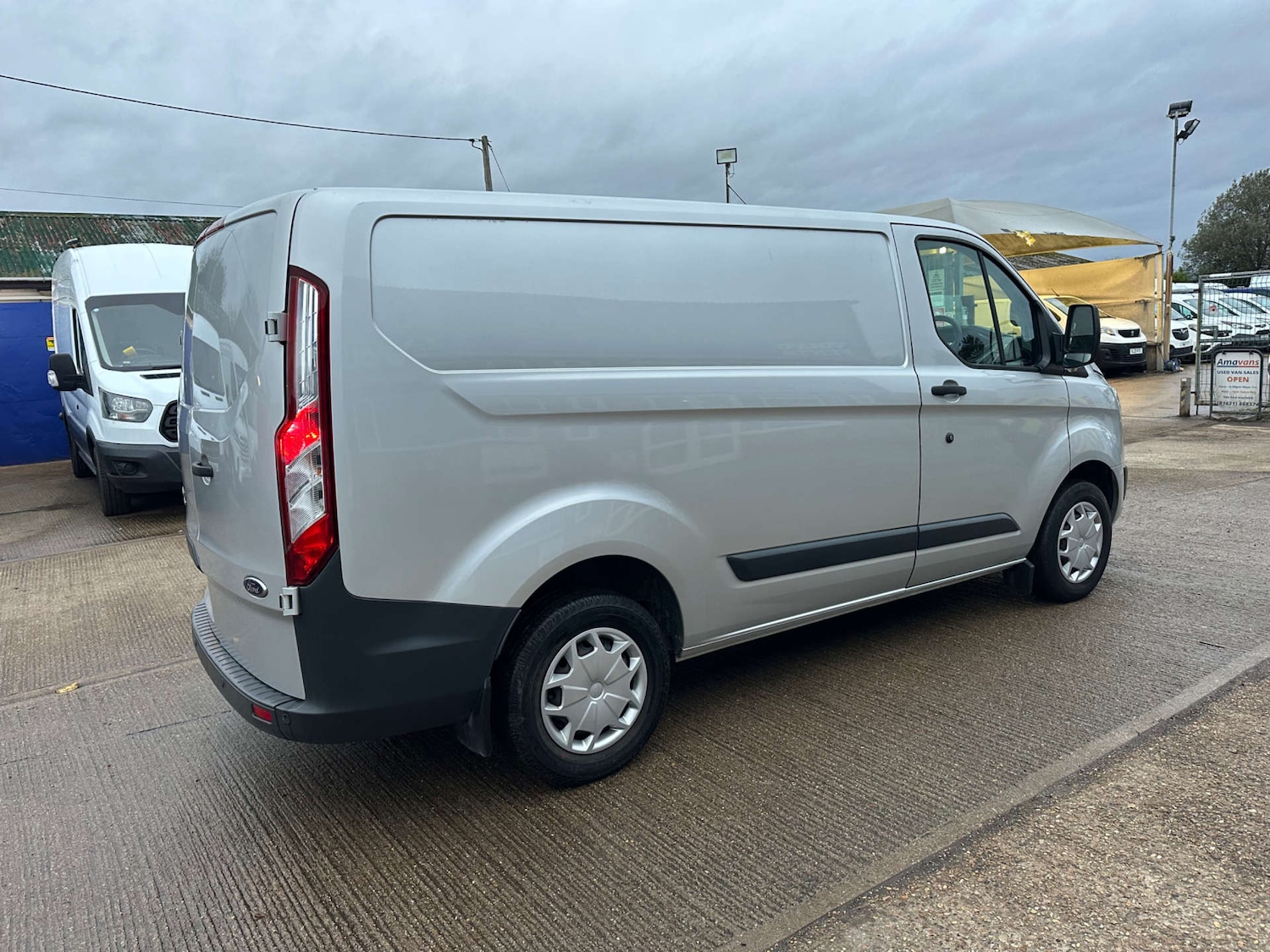 Used Ford Transit Custom 2017 for sale - 76669117: Photo 11