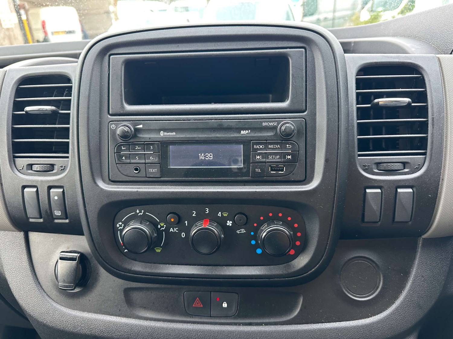 Used Renault Trafic 2019 for sale - 76552574: Photo 20