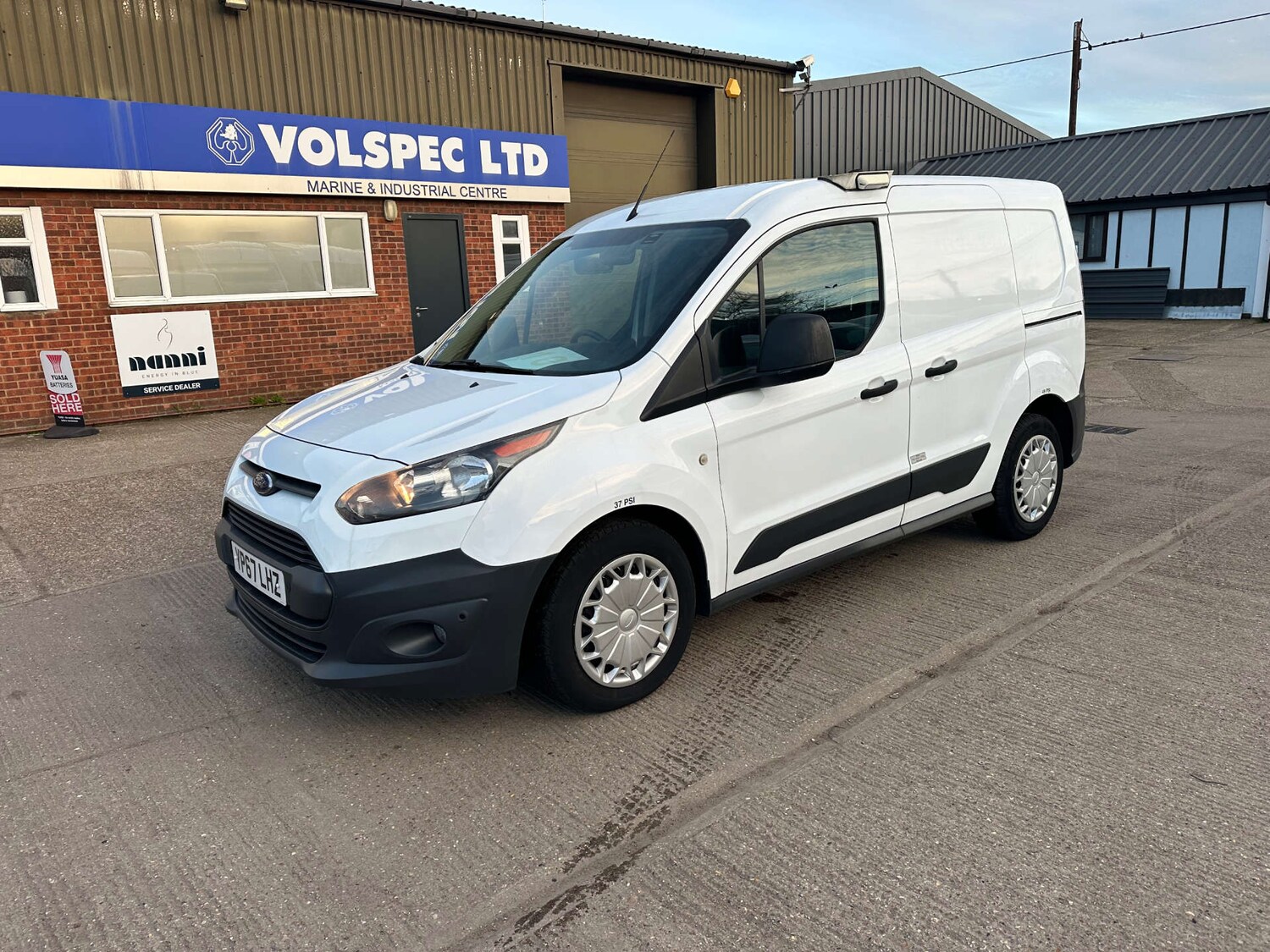 Used Ford Transit Connect 2017 for sale - 78049934: Photo 5