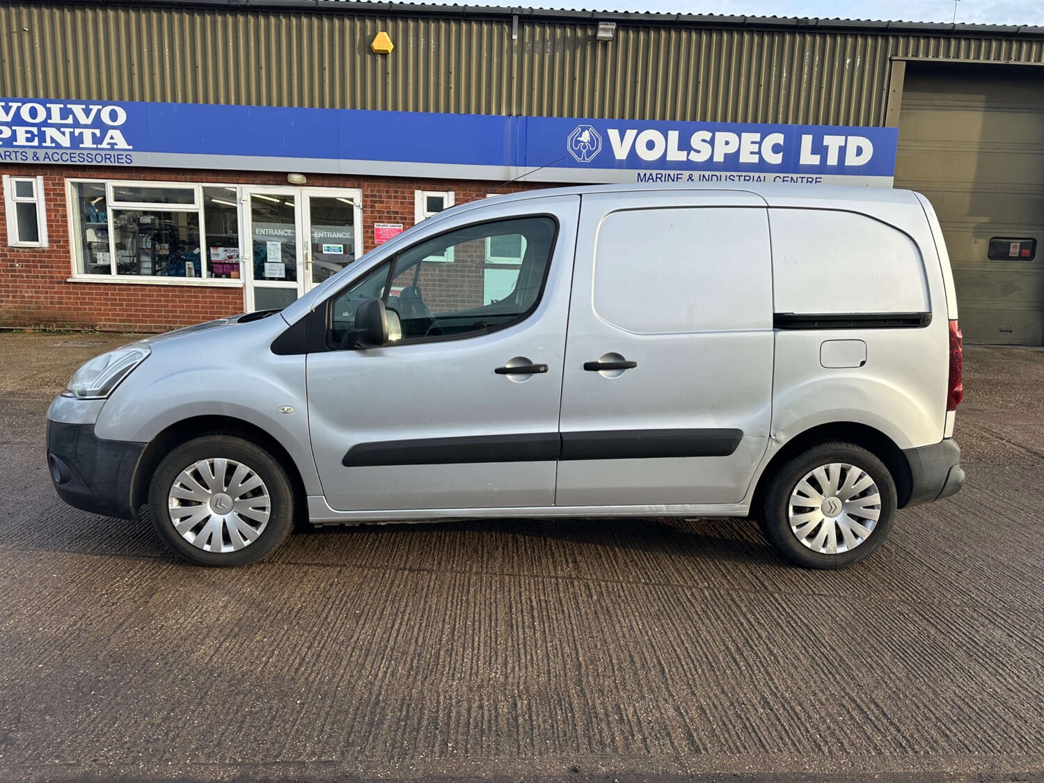 Used Citroen Berlingo 2014 for sale - 77028305: Photo 5