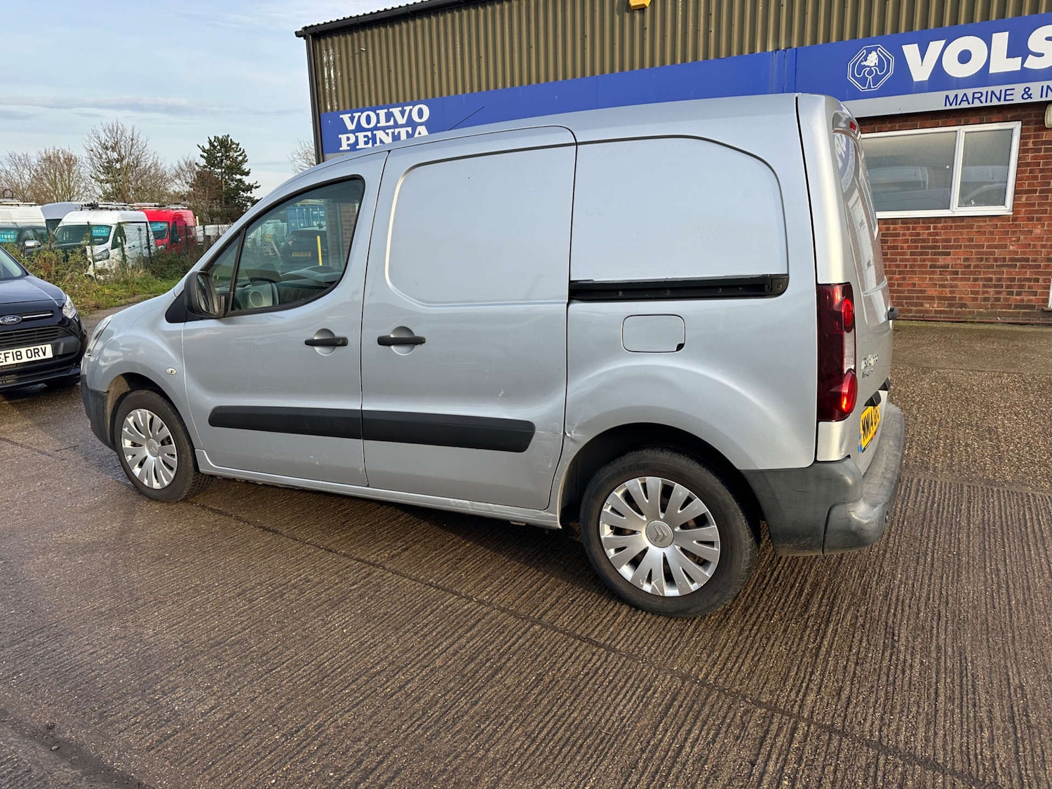 Used Citroen Berlingo 2014 for sale - 77028305: Photo 6