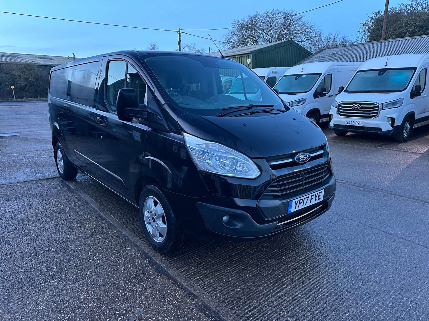 Used Ford Transit Custom 2017 for sale - 77391705: Photo 3