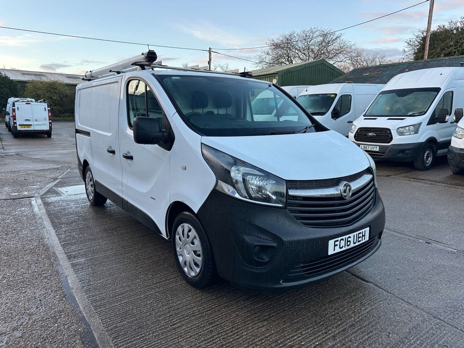 Used Vauxhall Vivaro 2016 for sale - 76830064: Photo 3